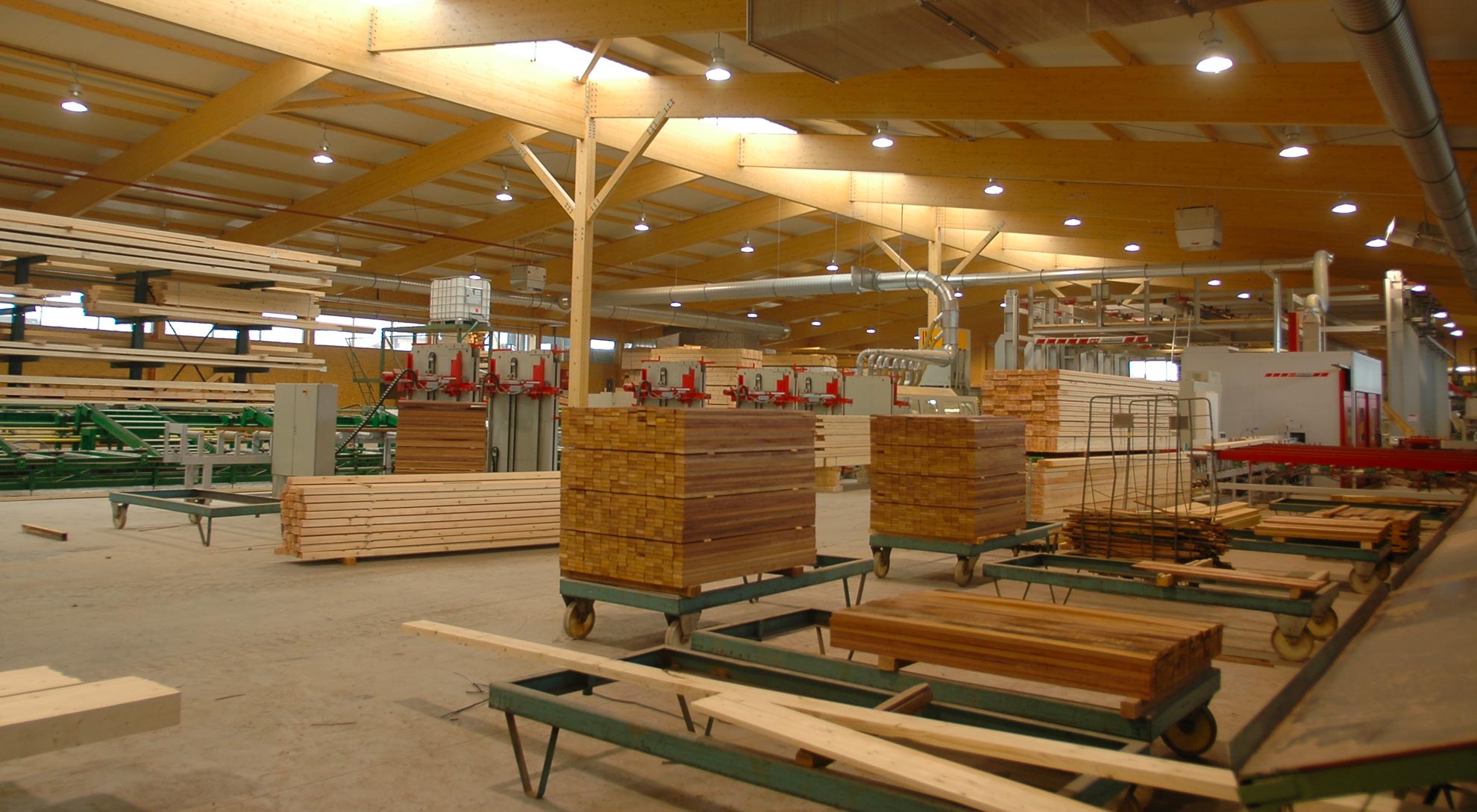 image De la haute technologie bois pour des produits d’ingénierie bois…