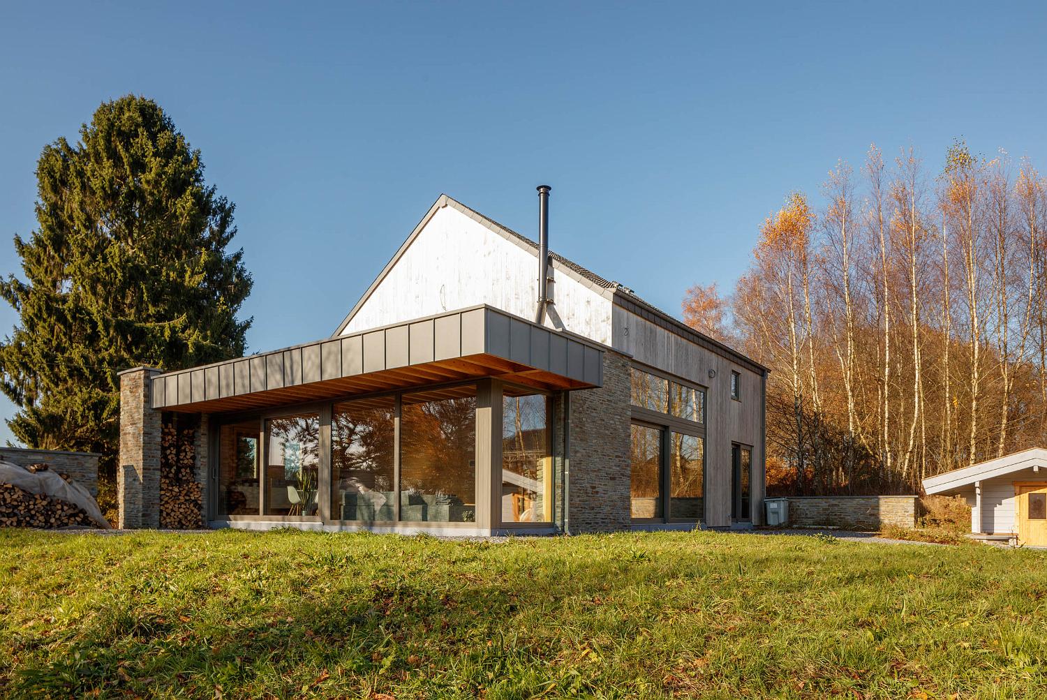 Maison en Bois à Porcheresse