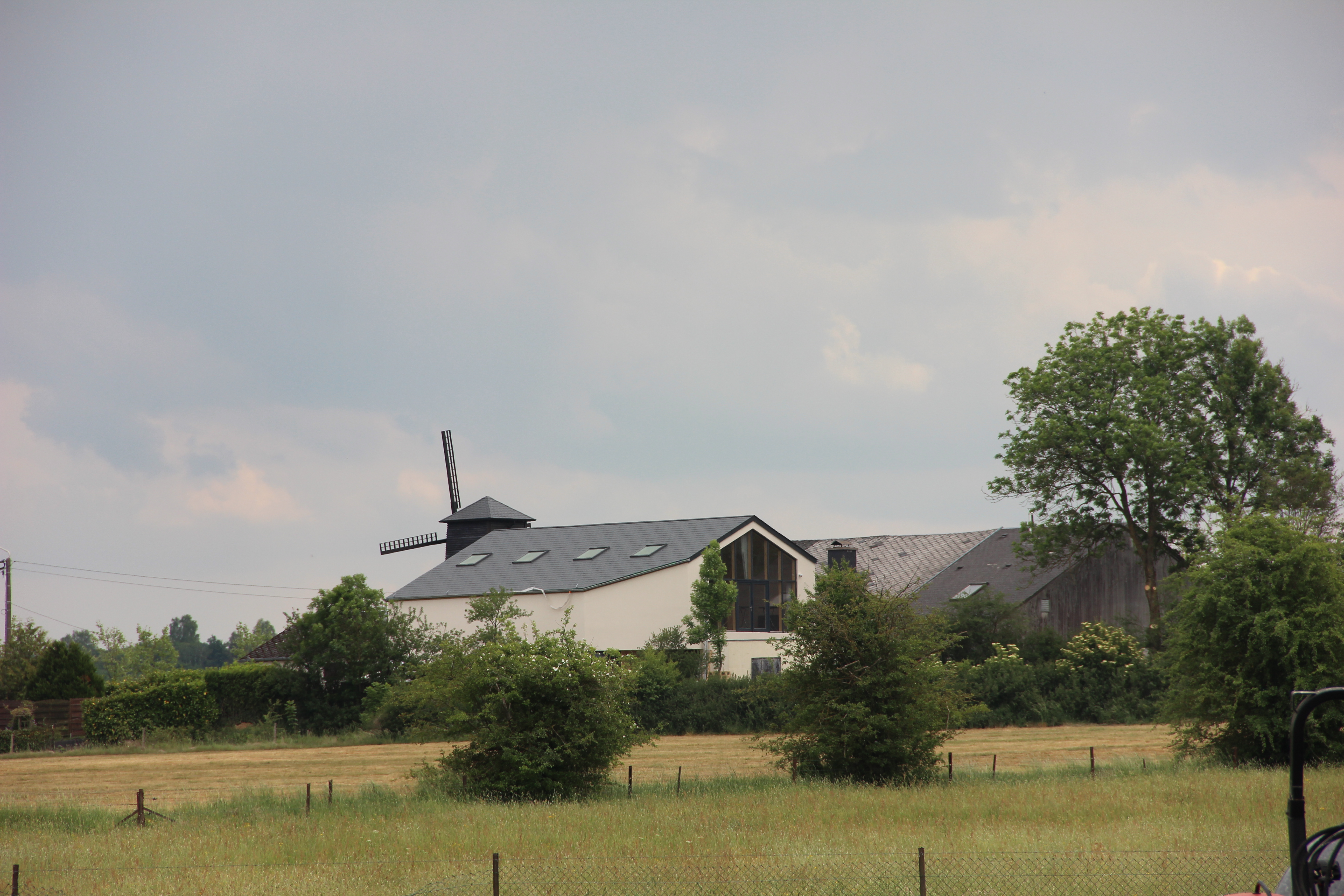 Brasserie-des-Fagnes-archi-Atelier-de-Tromcourt-grande-salle-séminaire-vue-globale