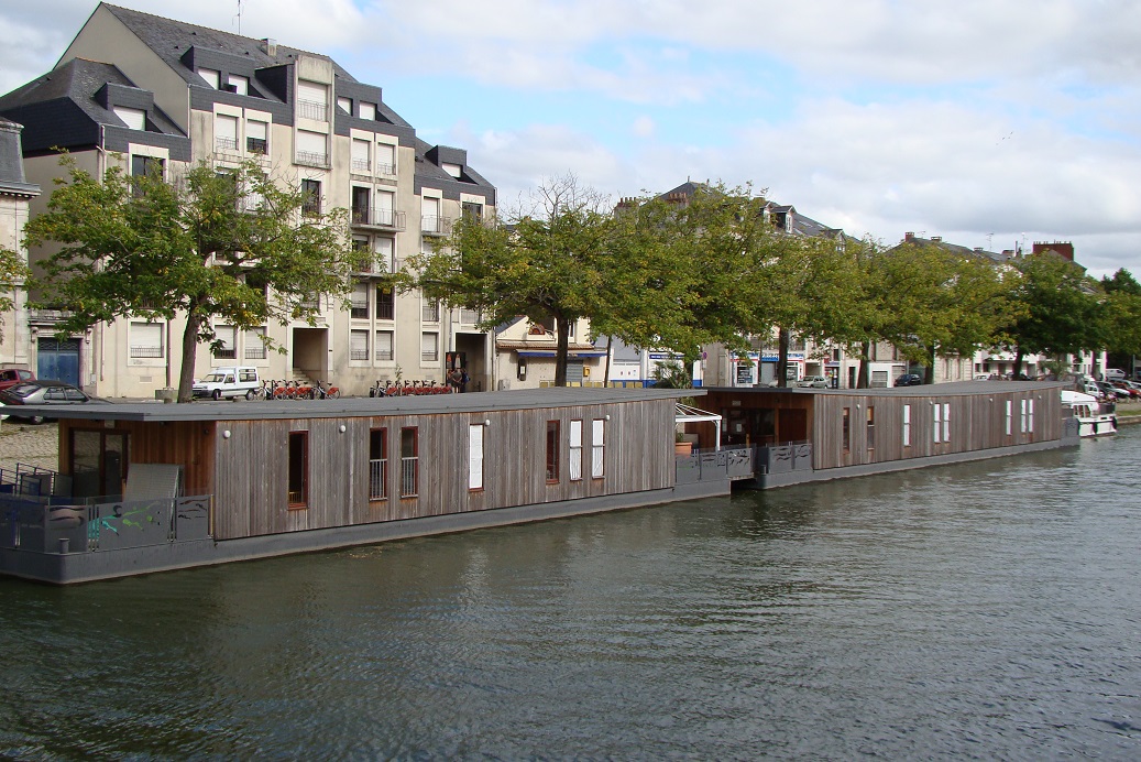 Stabilame-crèche-flottante-en-bois-vue-générale