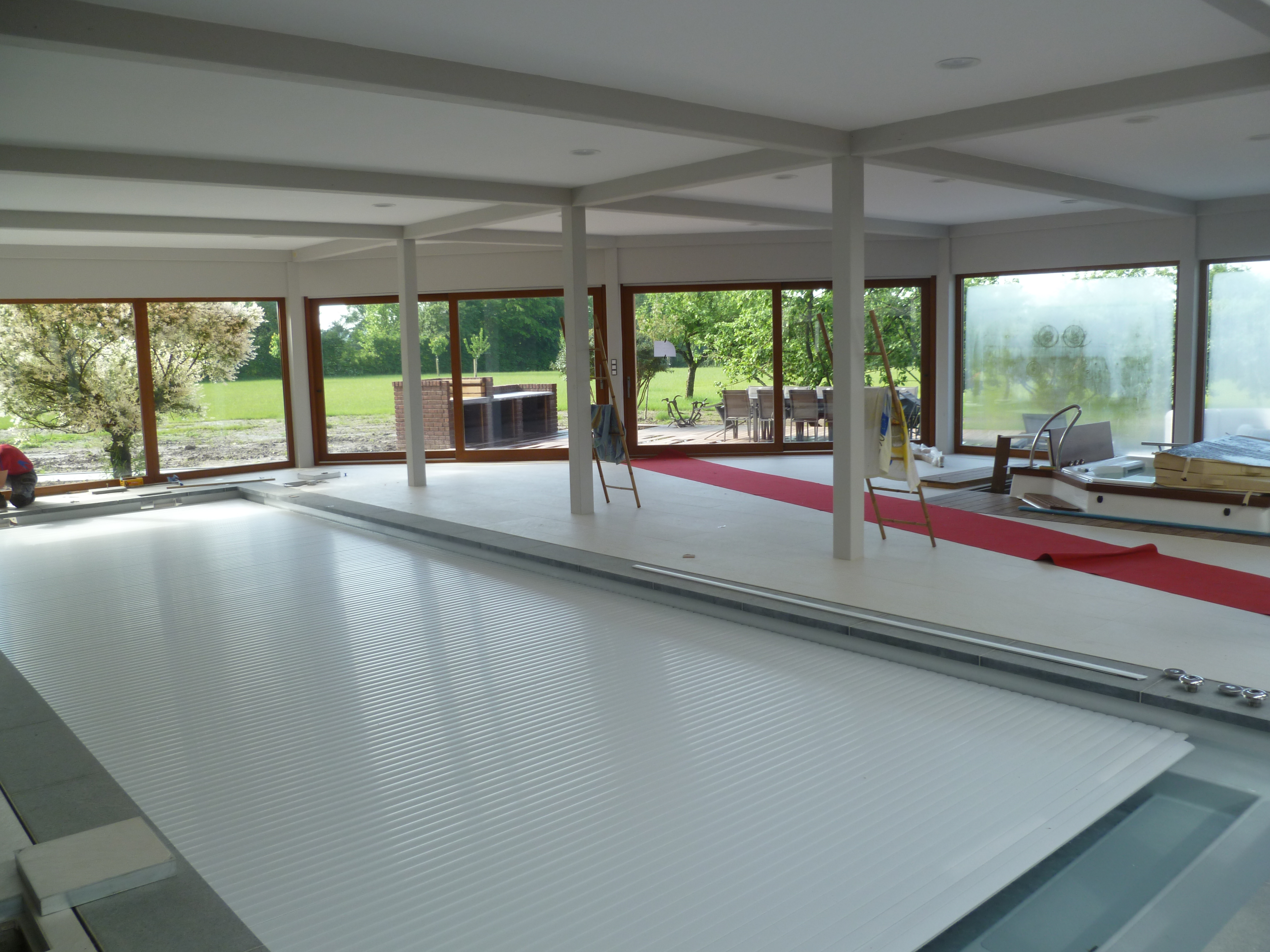 Stabilame-feron-exterieur-piscine-poteau-poutre-vue-interieur-piscine