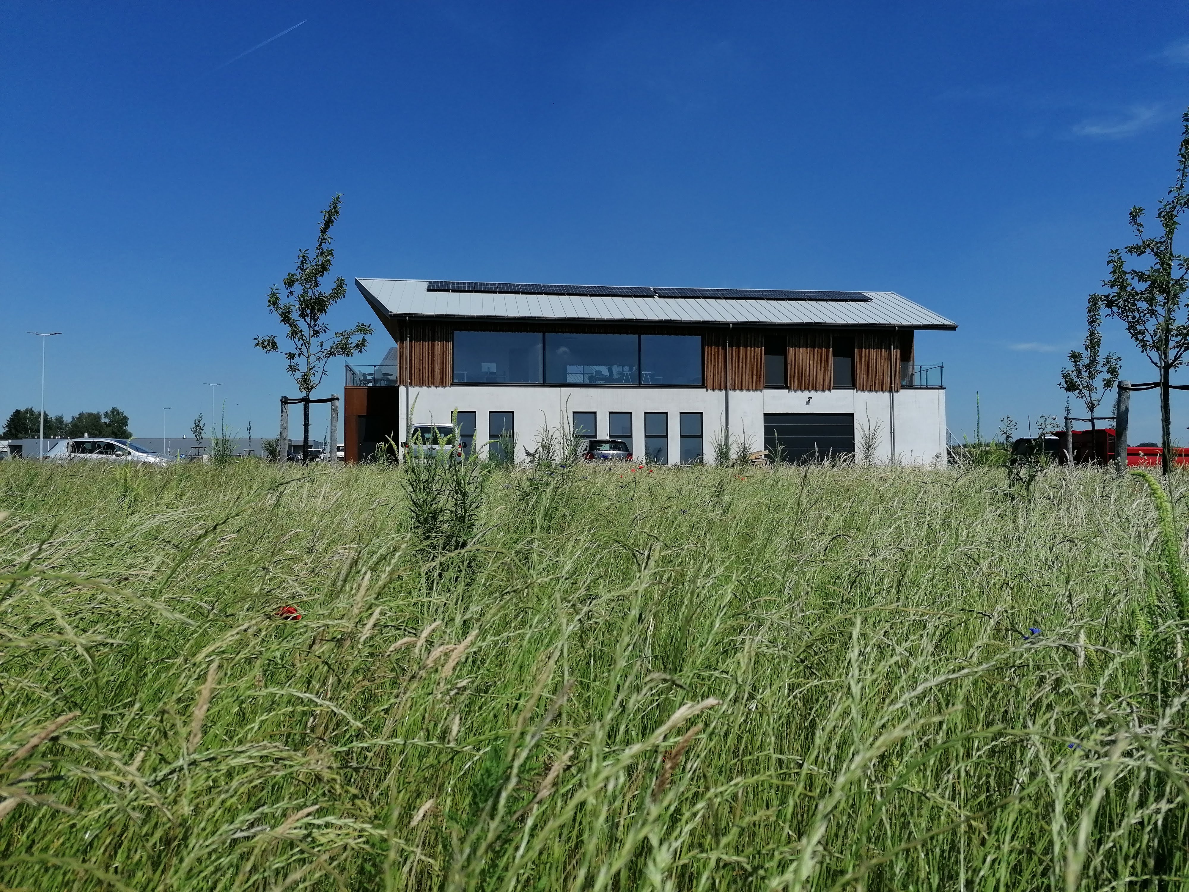 Stabilame-bureaux-Esquisse-architectes-vue-cote